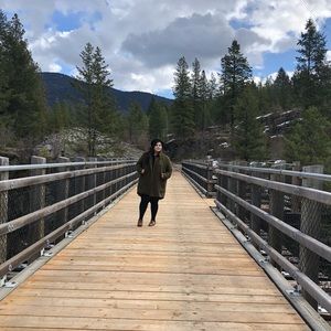 Meet your Posher, Cristina